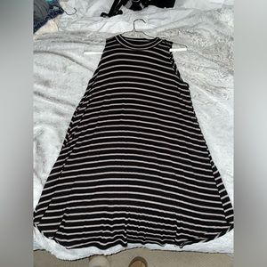 Pants store dress